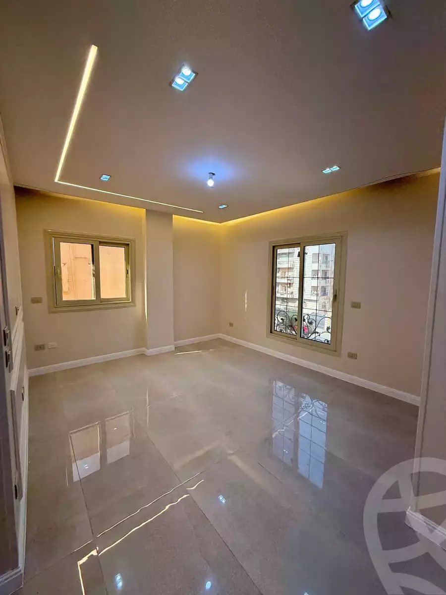 https://aqarmap.com.eg/ar/listing/6262322-for-sale-cairo-new-cairo-gharb-arabila-doctor-hani-maher-st