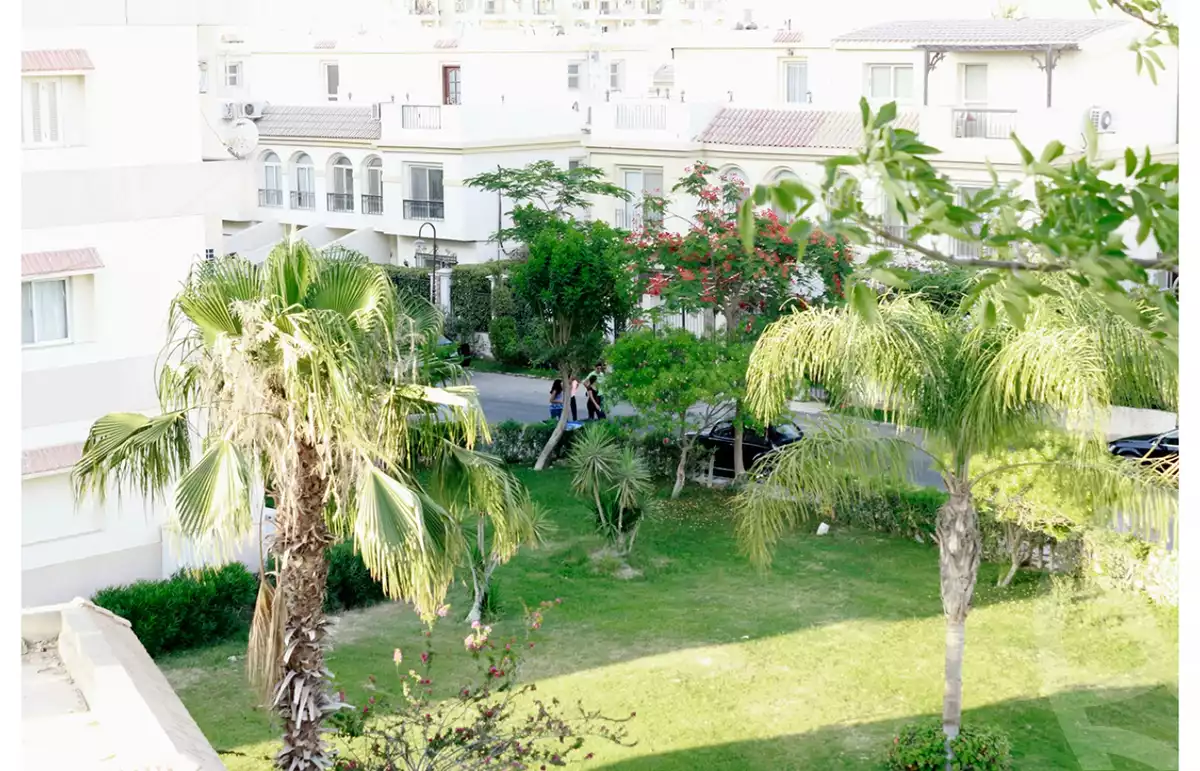 https://aqarmap.com.eg/en/listing/6262835-for-sale-cairo-el-sheikh-zayed-city-compounds-zayed-2000