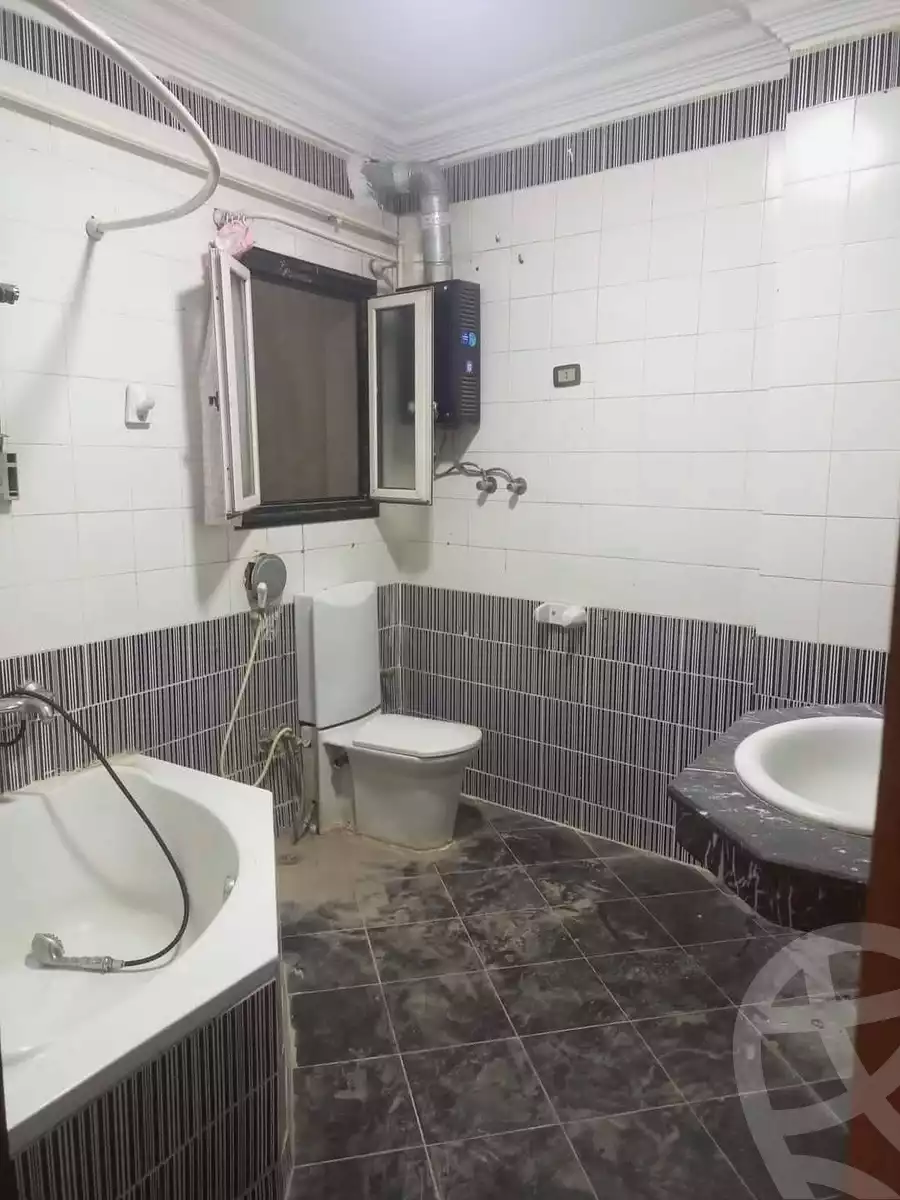 https://aqarmap.com.eg/ar/listing/6262961-for-sale-cairo-helwan-hadayek-helwan-el-dawagen