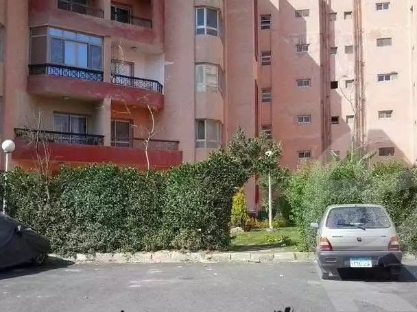 https://aqarmap.com.eg/en/listing/6263113-for-sale-cairo-6th-of-october-hadaeq-october-kmbwnd-fy-hdyq-ktwbr-el-fardoos-city