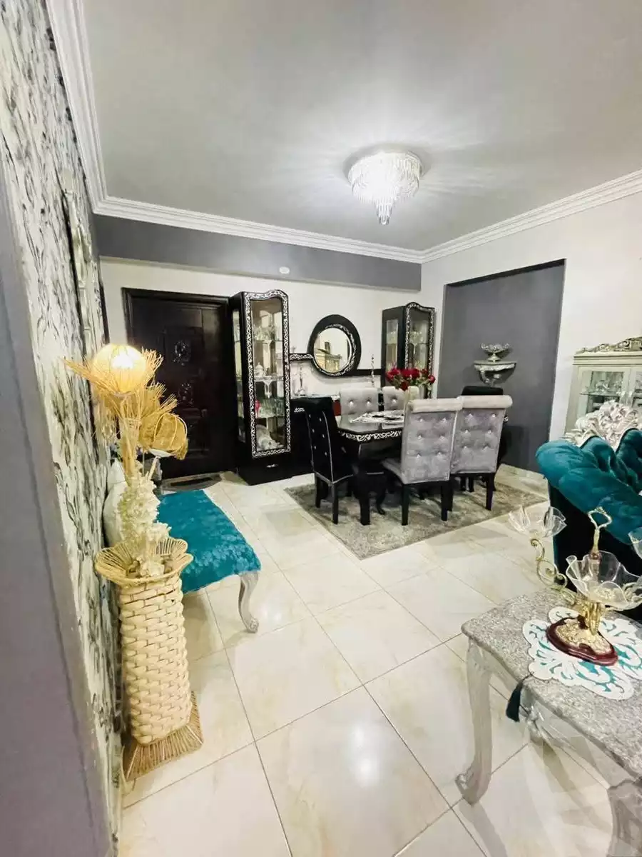 https://aqarmap.com.eg/en/listing/6263456-for-sale-cairo-el-haram-el-lebeny-soltan-khattab-st