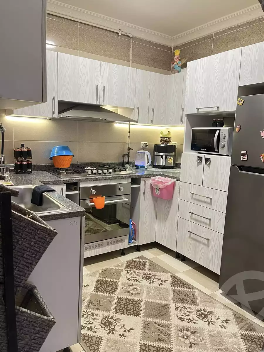 https://aqarmap.com.eg/ar/listing/6263476-for-sale-cairo-faisal-el-matbeaa-omar-ibn-abd-el-aziz-st