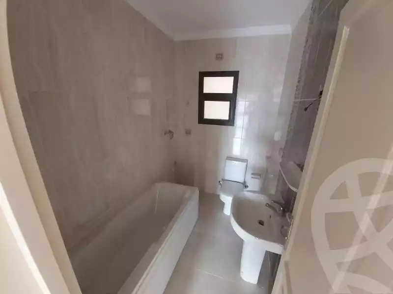 https://aqarmap.com.eg/ar/listing/6265080-for-rent-cairo-new-cairo-madinaty-eighth-zone-buildings-madinaty-b-8