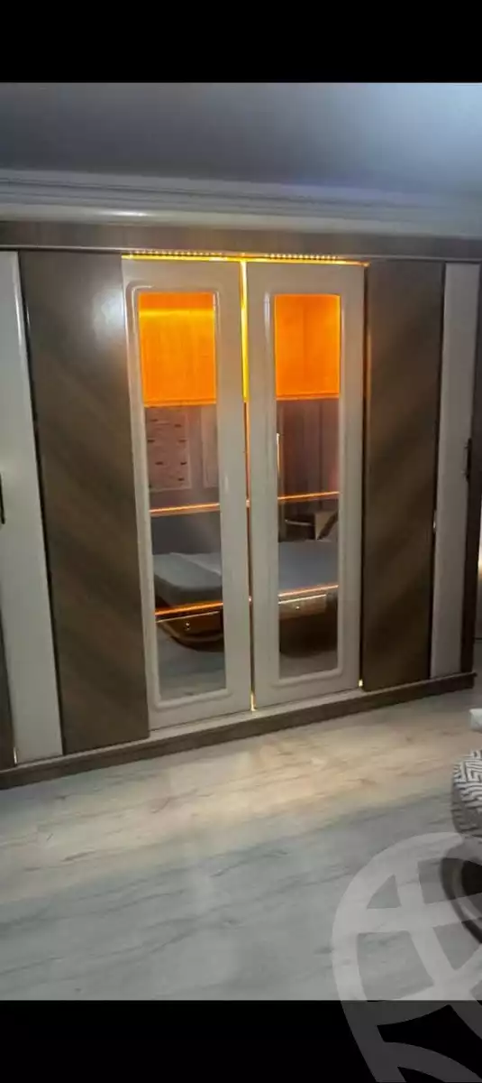 https://aqarmap.com.eg/ar/listing/6268225-for-rent-cairo-new-cairo-lrhb-city-phase-8