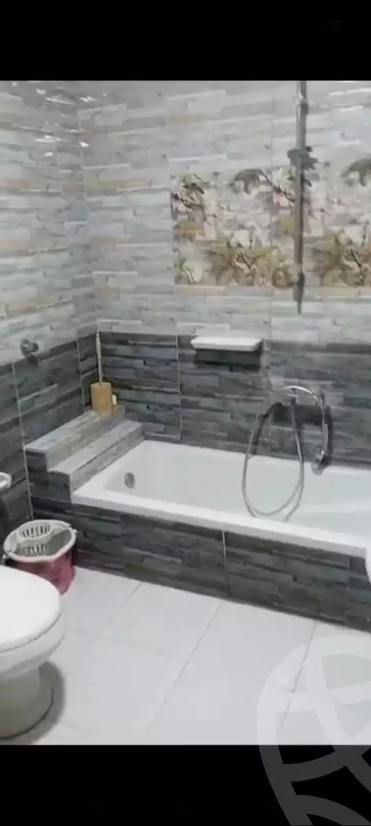 https://aqarmap.com.eg/ar/listing/6270804-for-rent-gharbia-tanta-tanta-city-el-nadi-st