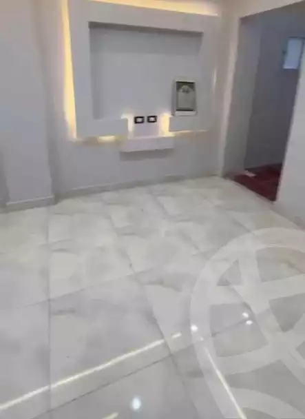 https://aqarmap.com.eg/ar/listing/6270894-for-sale-alexandria-camp-cesar-adfo-st