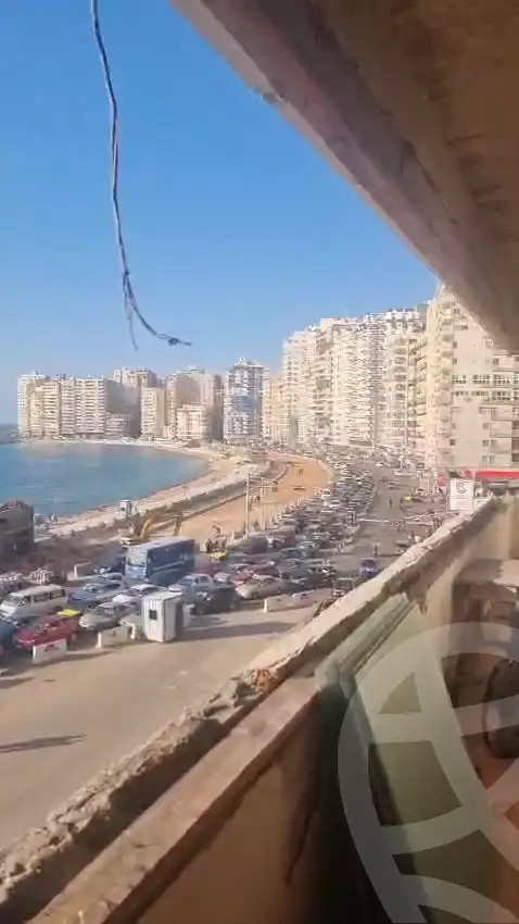 https://aqarmap.com.eg/ar/listing/6271261-for-sale-alexandria-sydy-bshr-sydy-bshr-bhry-shr-khld-bn-lwlyd