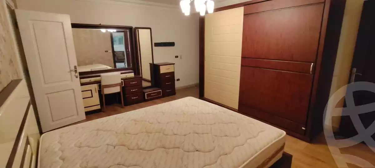 https://aqarmap.com.eg/en/listing/6272185-for-sale-cairo-el-sheikh-zayed-city-compounds-kmbwnd-ljwmn