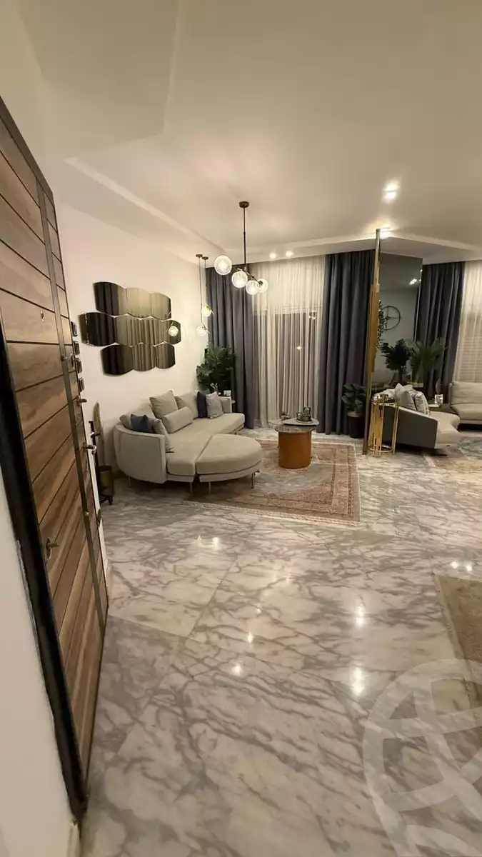 https://aqarmap.com.eg/ar/listing/6272307-for-sale-cairo-new-cairo-el-ahyaa-first-neighborhood-street-2