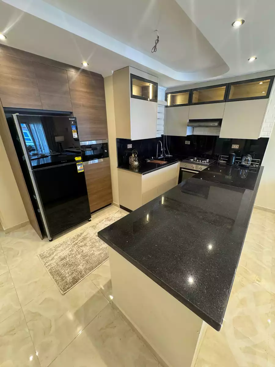 https://aqarmap.com.eg/ar/listing/6272372-for-sale-cairo-new-cairo-compounds-mwrd-fq-llttwyr