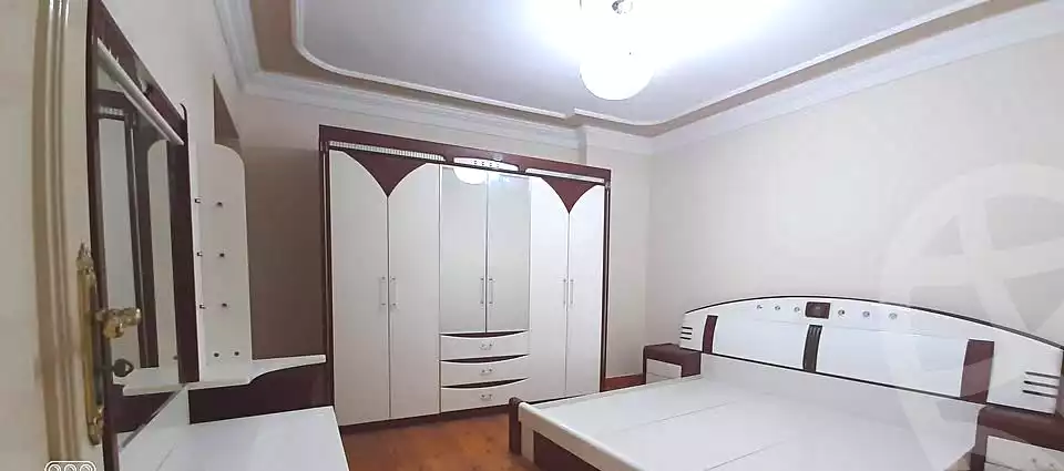 https://aqarmap.com.eg/ar/listing/6273134-for-sale-alexandria-glim