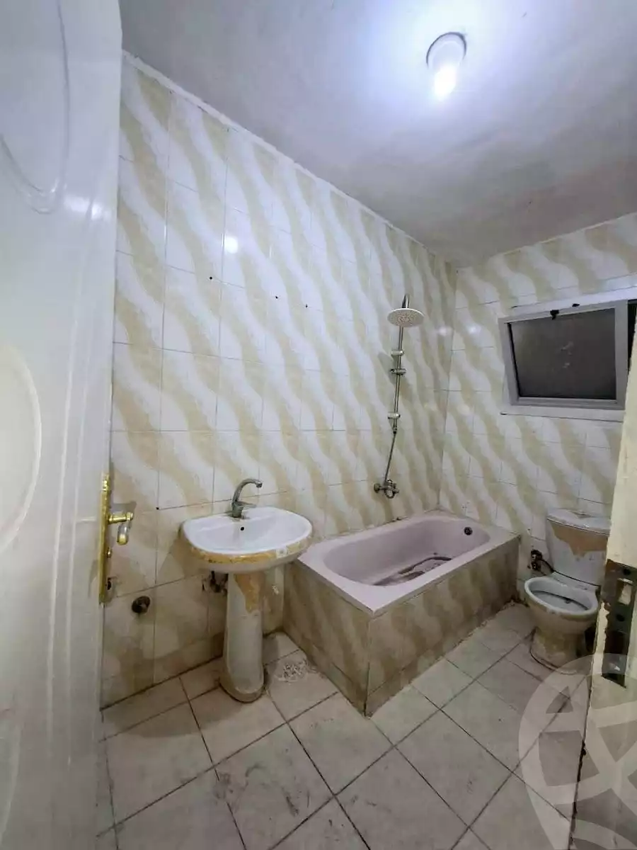 https://aqarmap.com.eg/ar/listing/6274238-for-sale-cairo-el-haram-shareaa-el-talateny