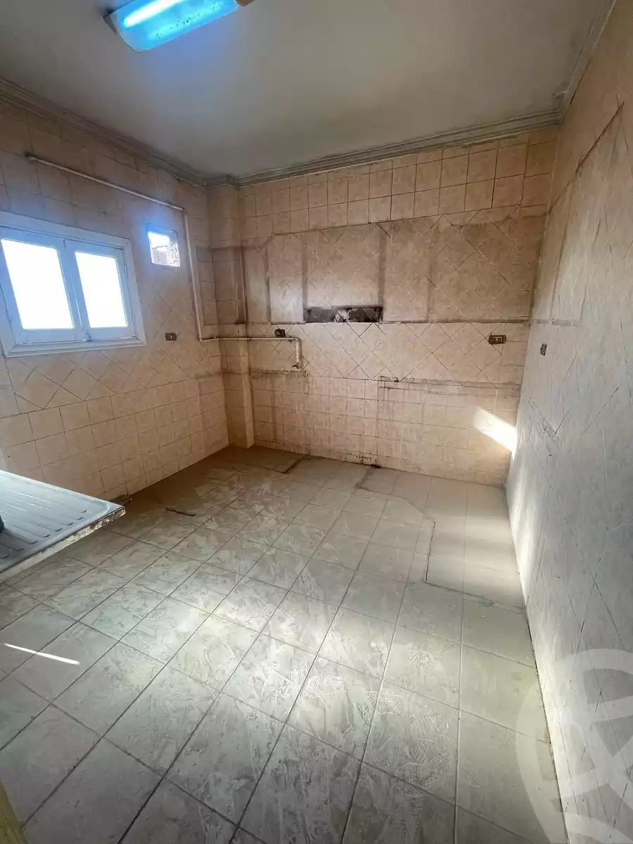https://aqarmap.com.eg/ar/listing/6274252-for-sale-cairo-helwan-lmjwr-lrb-lmshrw-lmryky