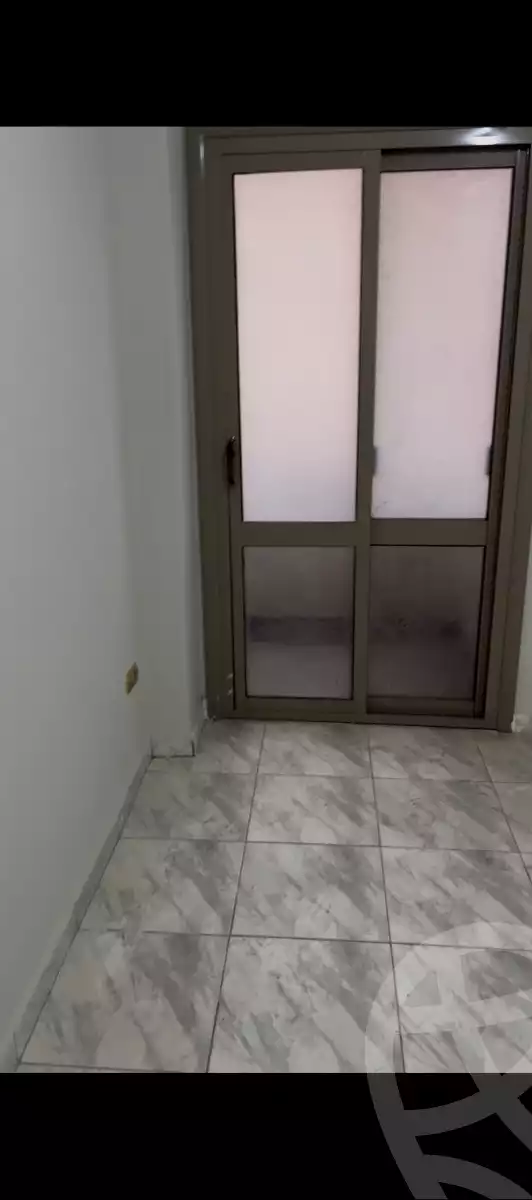 https://aqarmap.com.eg/ar/listing/6275993-for-sale-cairo-helwan-helwan-el-sharkeya-abd-el-rahman-pasha-st
