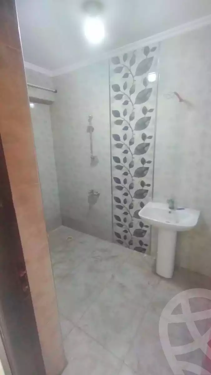 https://aqarmap.com.eg/ar/listing/6276417-for-rent-cairo-helwan-helwan-el-sharkeya-el-maraghi-st