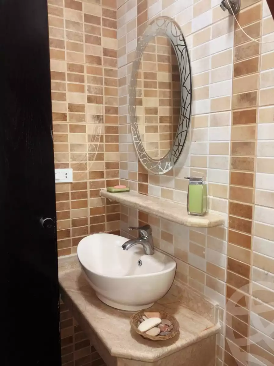 https://aqarmap.com.eg/ar/listing/6277382-for-sale-cairo-el-sheikh-zayed-city-compounds-hadayek-el-mohandiseen