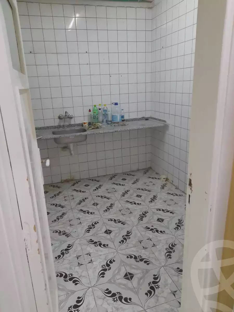 https://aqarmap.com.eg/ar/listing/6278148-for-rent-cairo-helwan-helwan-el-sharkeya-heidar-st
