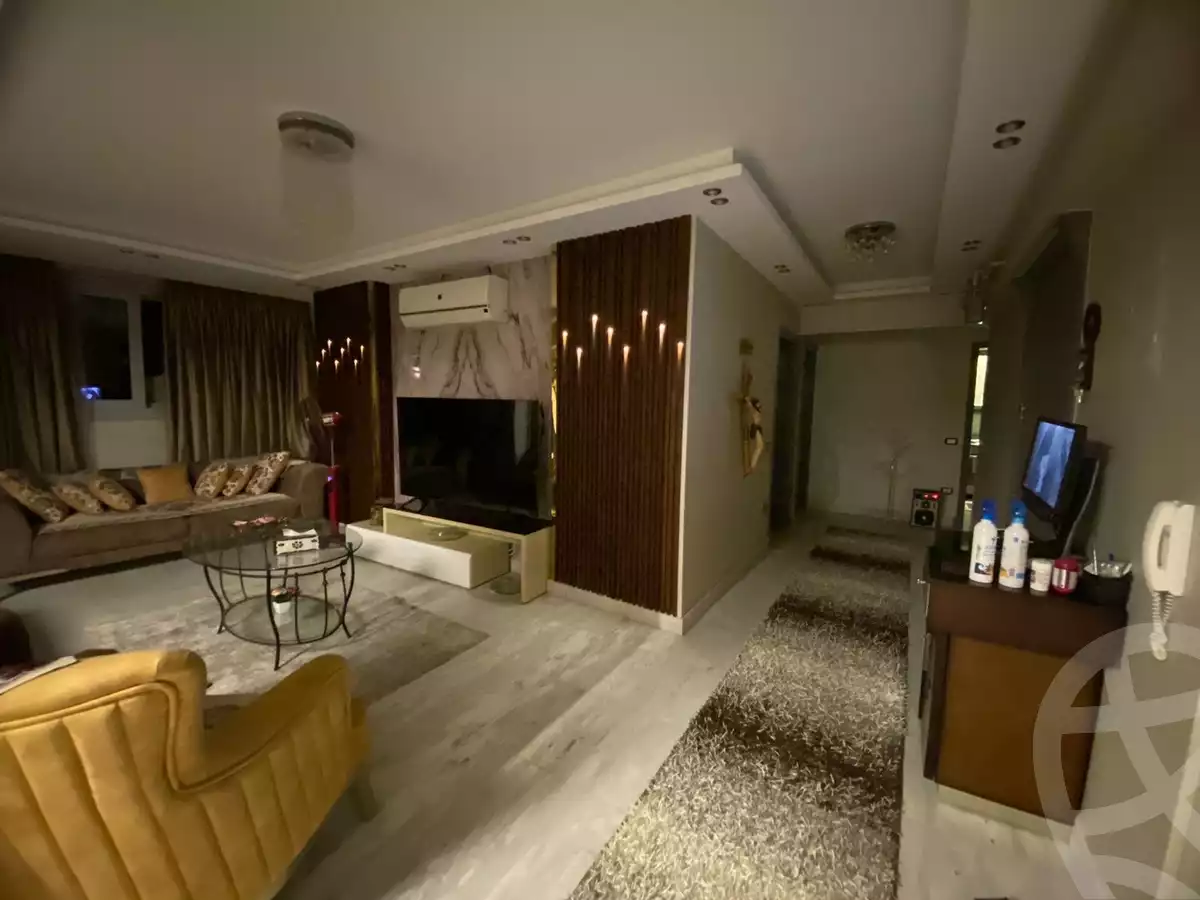 https://aqarmap.com.eg/ar/listing/6278197-for-sale-cairo-shoubra-ltr-lbwlqy-al-afdal-sq-st