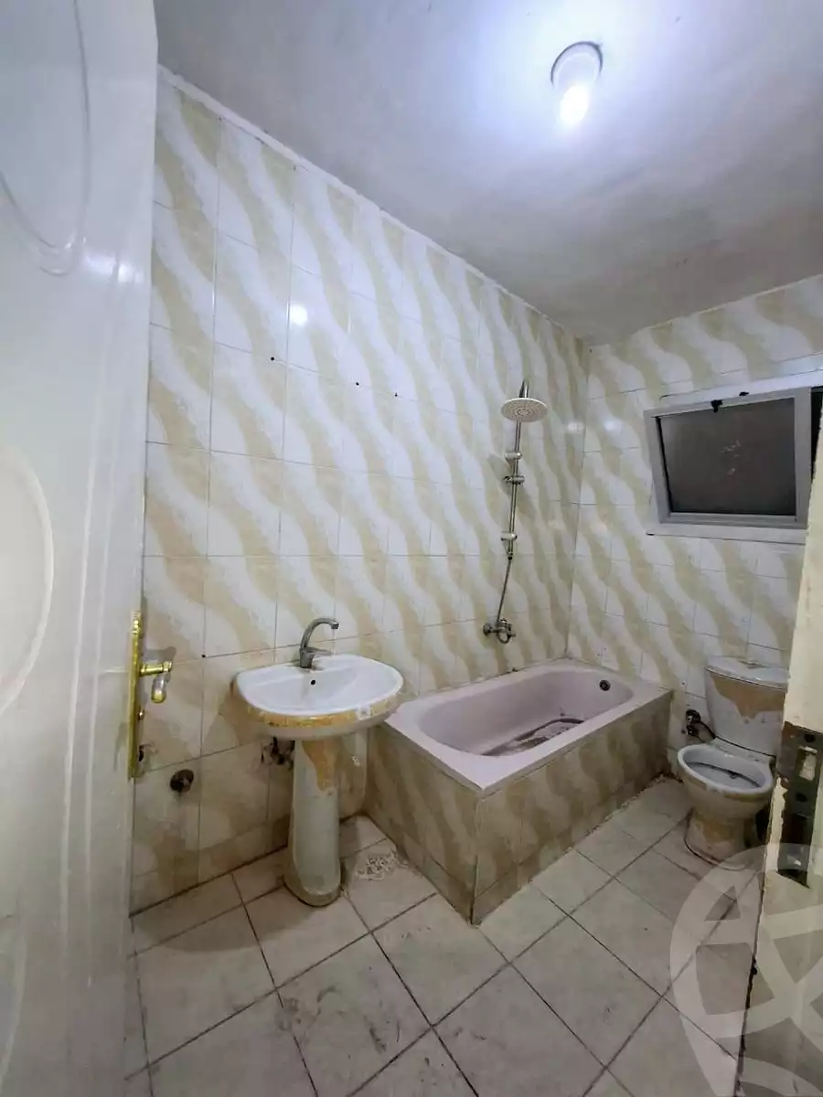 https://aqarmap.com.eg/ar/listing/6278791-for-sale-cairo-el-haram-shareaa-khatem-el-morsalen