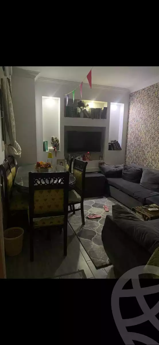 https://aqarmap.com.eg/ar/listing/6278796-for-sale-cairo-ain-shams-ain-shams-el-sharkia-el-zahraa-st