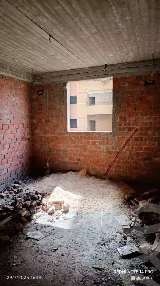 https://aqarmap.com.eg/ar/listing/6279044-for-sale-qalyubia-shubra-el-khaima-om-bayoumi