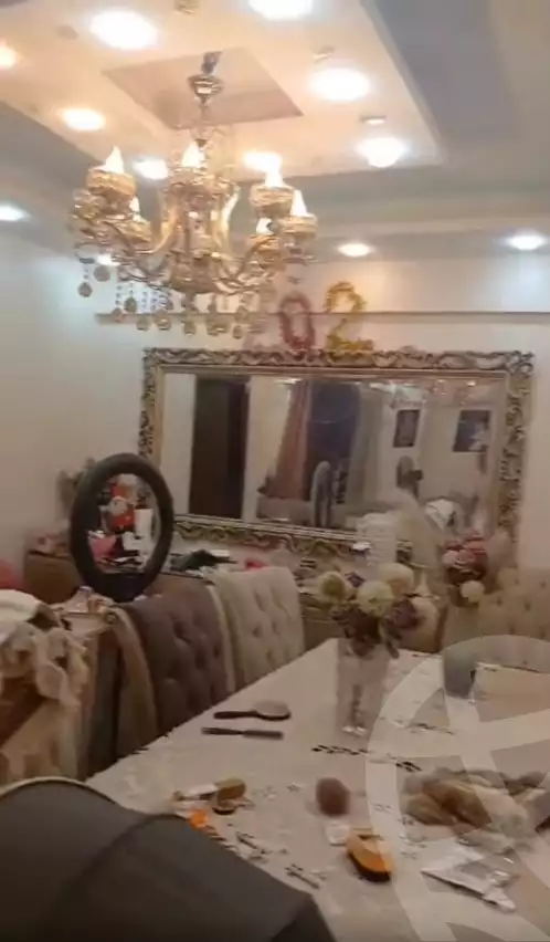 https://aqarmap.com.eg/ar/listing/6279335-for-sale-cairo-ain-shams-6-october-st