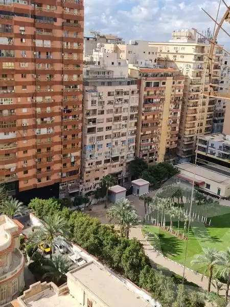 https://aqarmap.com.eg/en/listing/6281593-for-sale-alexandria-glim