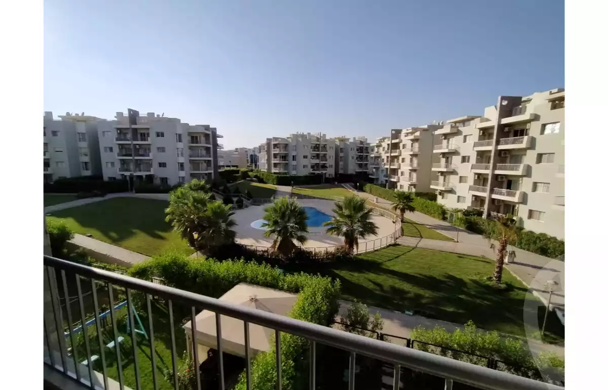 https://aqarmap.com.eg/en/listing/6281931-for-sale-cairo-el-sheikh-zayed-city-compounds-dh-drys