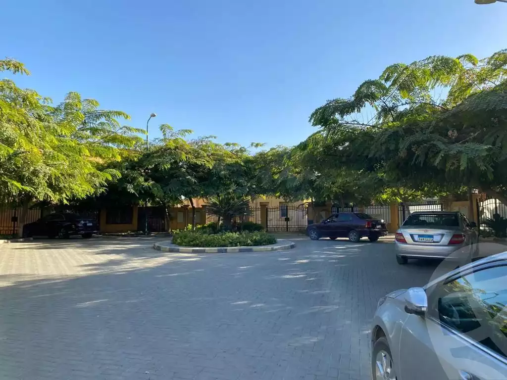 https://aqarmap.com.eg/ar/listing/6283093-for-sale-cairo-new-cairo-compounds-lena-springs