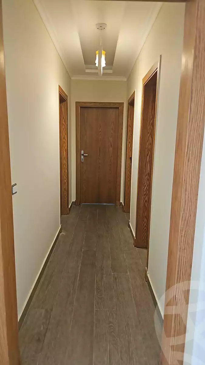 https://aqarmap.com.eg/ar/listing/6284291-for-rent-cairo-new-cairo-compounds-mountain-view-2