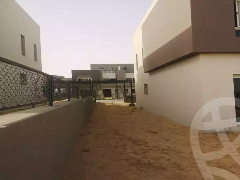 https://aqarmap.com.eg/en/listing/6286198-for-sale-cairo-el-sheikh-zayed-city-compounds-etapa