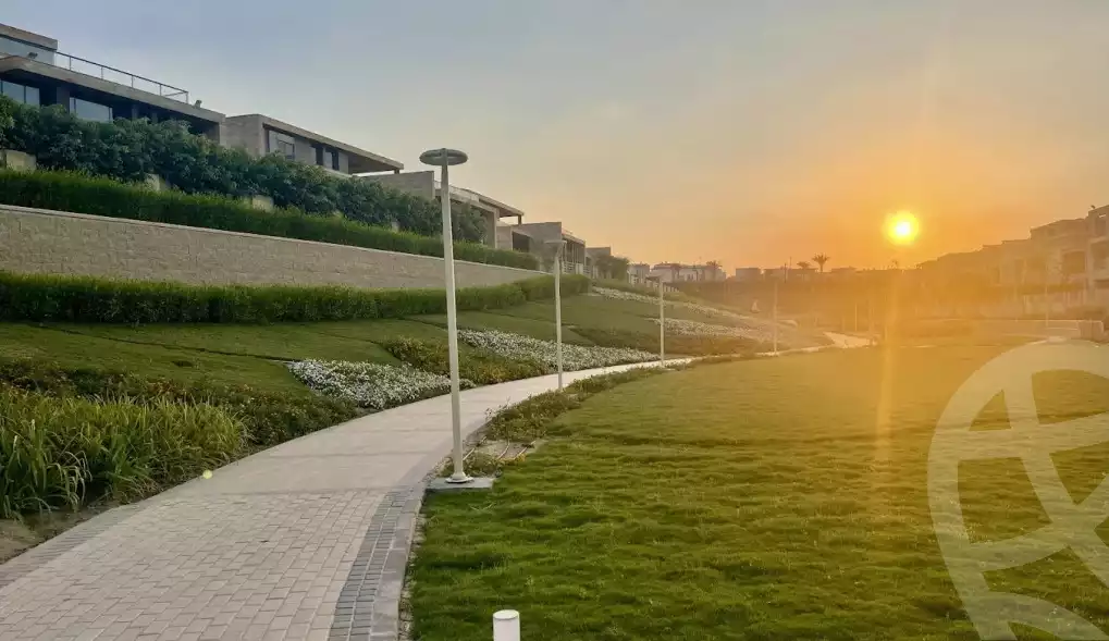 https://aqarmap.com.eg/ar/listing/6286466-for-sale-cairo-new-cairo-compounds-tag-city-taj-gardens-taj-city