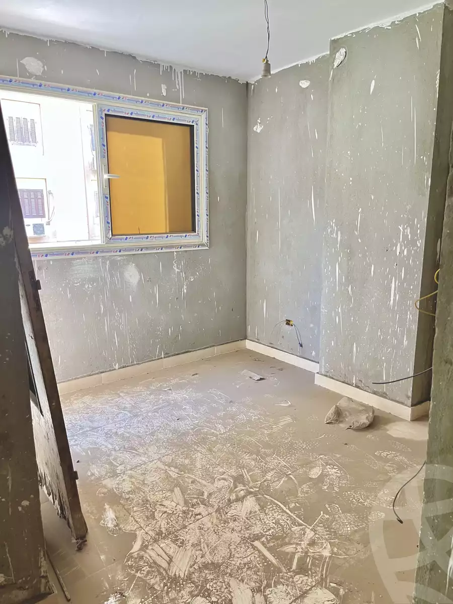 https://aqarmap.com.eg/ar/listing/6286111-for-sale-cairo-helwan-kwrnysh-hlwn