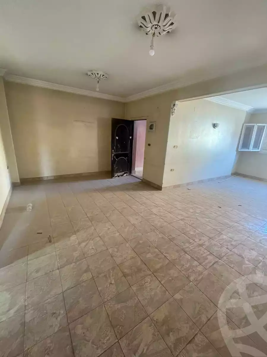 https://aqarmap.com.eg/ar/listing/6287956-for-sale-cairo-helwan-lmjwr-lrb-lmshrw-lmryky