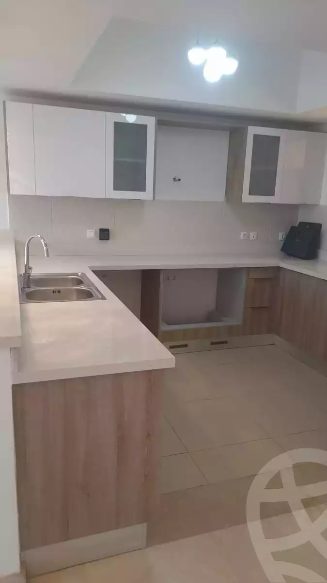 https://aqarmap.com.eg/ar/listing/6288754-for-sale-cairo-mokattam-compounds-uptown-cairo-auroraa-uptown-cairo