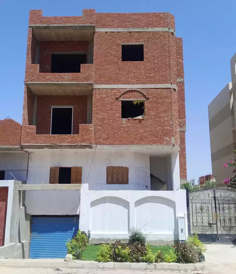 https://aqarmap.com.eg/en/listing/6289132-for-sale-alexandria-brj-l-rb-ljdyd-lhy-lthlth