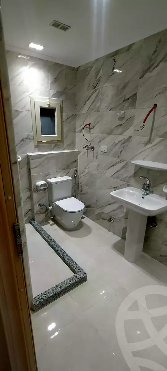 https://aqarmap.com.eg/ar/listing/6290424-for-rent-cairo-el-mohandesen-lebnan-square