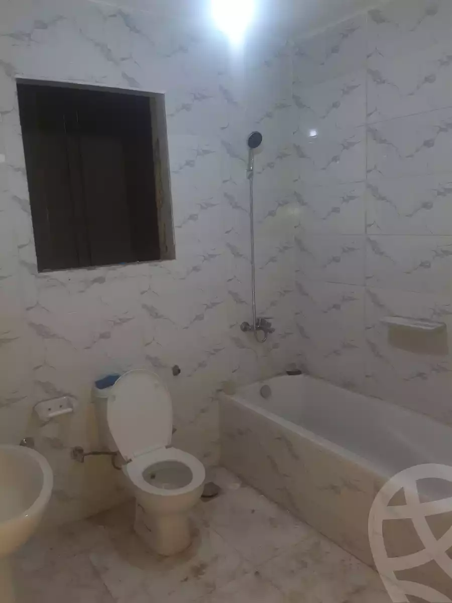 https://aqarmap.com.eg/ar/listing/6290785-for-rent-cairo-ain-shams-ain-shams-el-sharkia-el-eshrein-stt