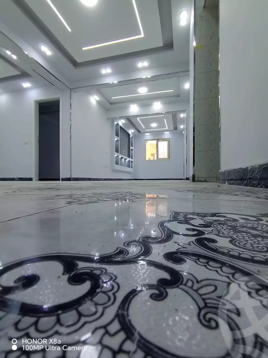 https://aqarmap.com.eg/en/listing/6290842-for-sale-cairo-helwan-helwan-el-sharkeya-heidar-st
