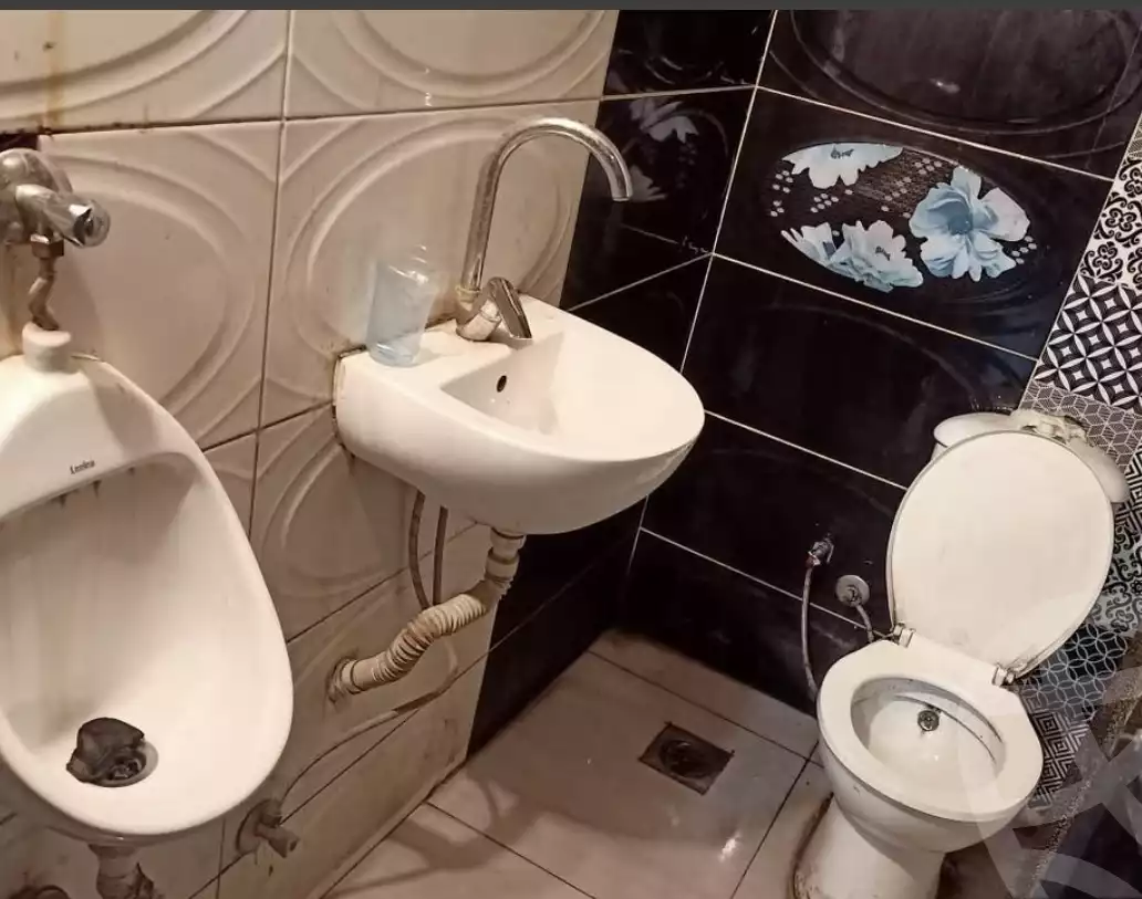 https://aqarmap.com.eg/ar/listing/6290954-for-sale-cairo-helwan-kwrnysh-hlwn