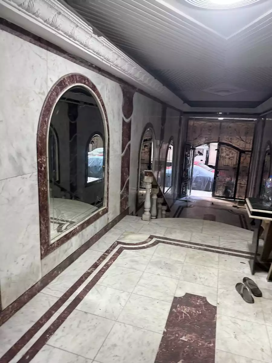https://aqarmap.com.eg/ar/listing/6291472-for-sale-alexandria-el-saraya