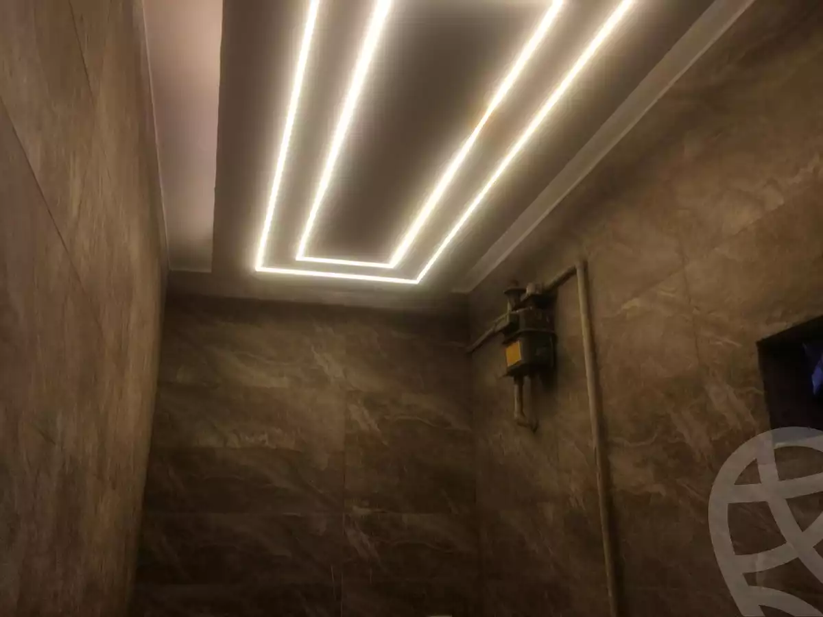 https://aqarmap.com.eg/ar/listing/6293067-for-sale-cairo-ljyz-shareaa-morad  charel degol
