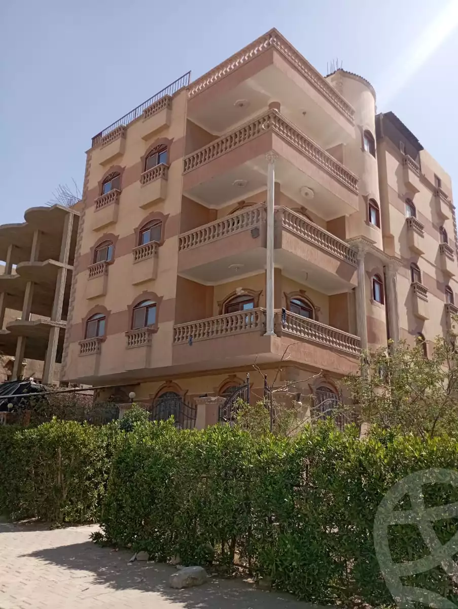 https://aqarmap.com.eg/ar/listing/5882355-for-sale-cairo-el-shorouk-lmntq-lthmn