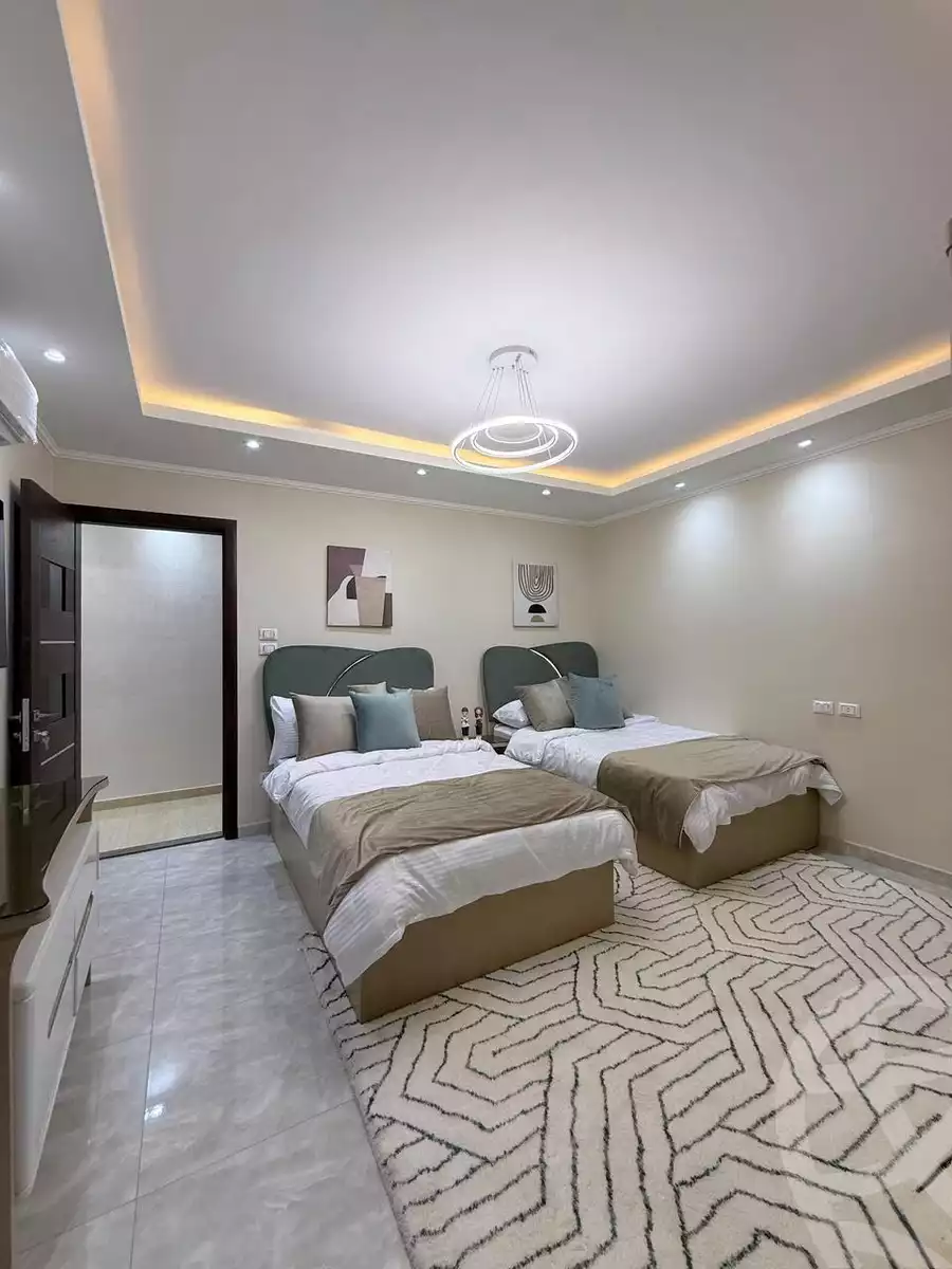 https://aqarmap.com.eg/en/listing/6296071-for-sale-cairo-new-cairo-compounds-mwrd-fq-llttwyr