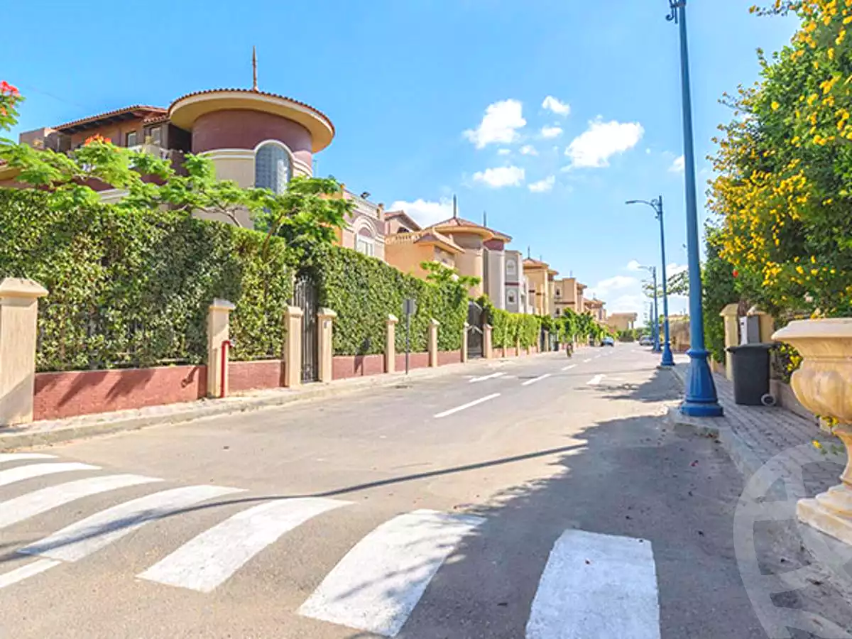 https://aqarmap.com.eg/en/listing/2840351-projects-orouba-royal