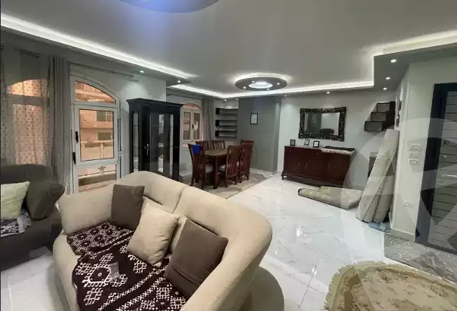 https://aqarmap.com.eg/ar/listing/6298350-for-sale-cairo-el-mohandesen-abd-el-moneam-riad-st