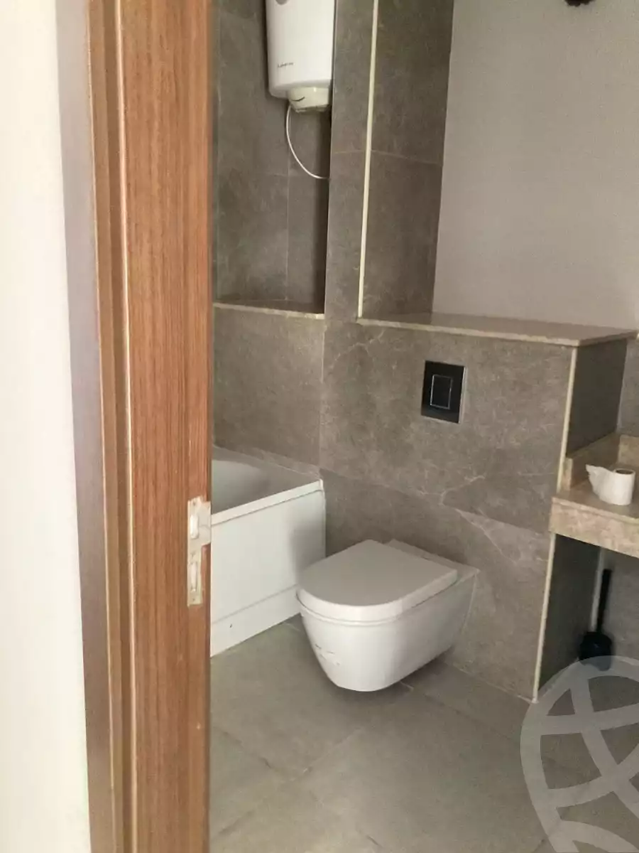 https://aqarmap.com.eg/en/listing/6300303-for-sale-cairo-el-sheikh-zayed-city-compounds-zyd-wr-llttwyr-z-tower