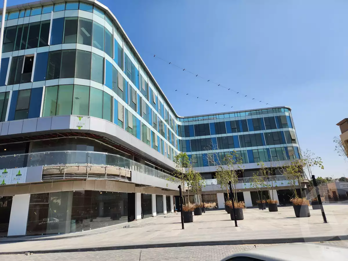 https://aqarmap.com.eg/en/listing/6303743-for-sale-cairo-el-sheikh-zayed-city-compounds-sntrw-zyd-mwl