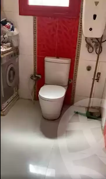 https://aqarmap.com.eg/ar/listing/6305208-for-sale-cairo-ain-shams-ain-shams-el-sharkia-abd-el-hamid-othman-st