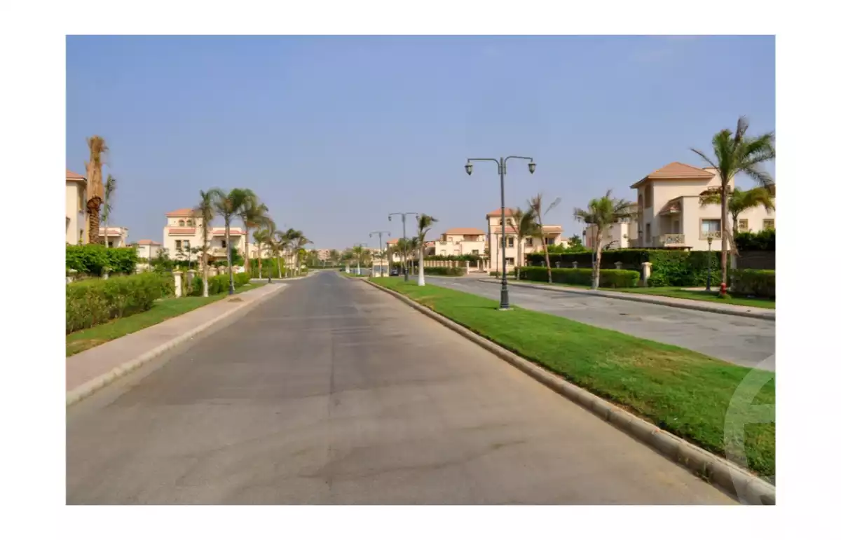 https://aqarmap.com.eg/en/listing/6306659-for-sale-cairo-el-sheikh-zayed-city-compounds-greens